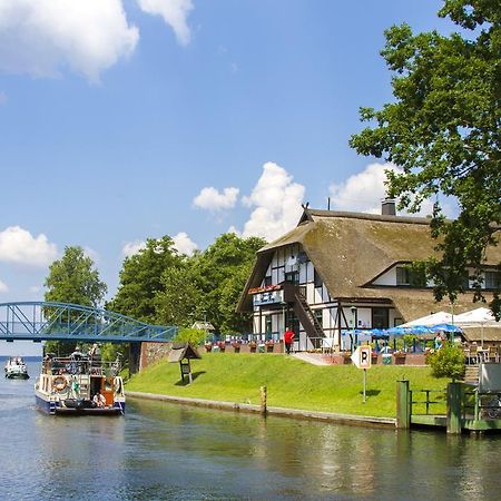 Hotel & Restaurant Lenzer Krug Malchow  Exterior photo
