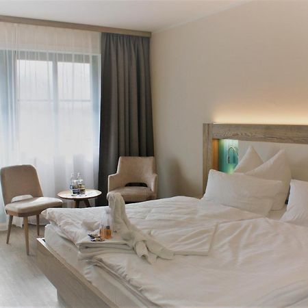 Hotel & Restaurant Lenzer Krug Malchow  Exterior photo